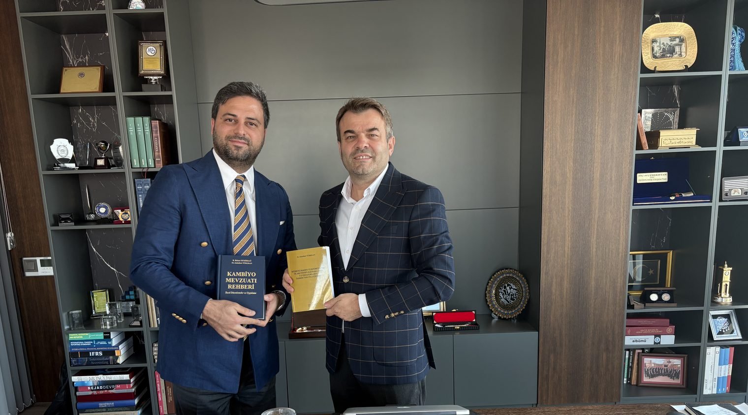 M. Abdullah Türkkan ve Osman Dereli, kitap takdimi